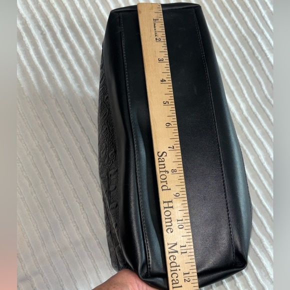 CHENSON Black Croc Pattern Faux Leather Doctor‎ Satchel Purse Bag Brass Trim - Picture 15 of 16